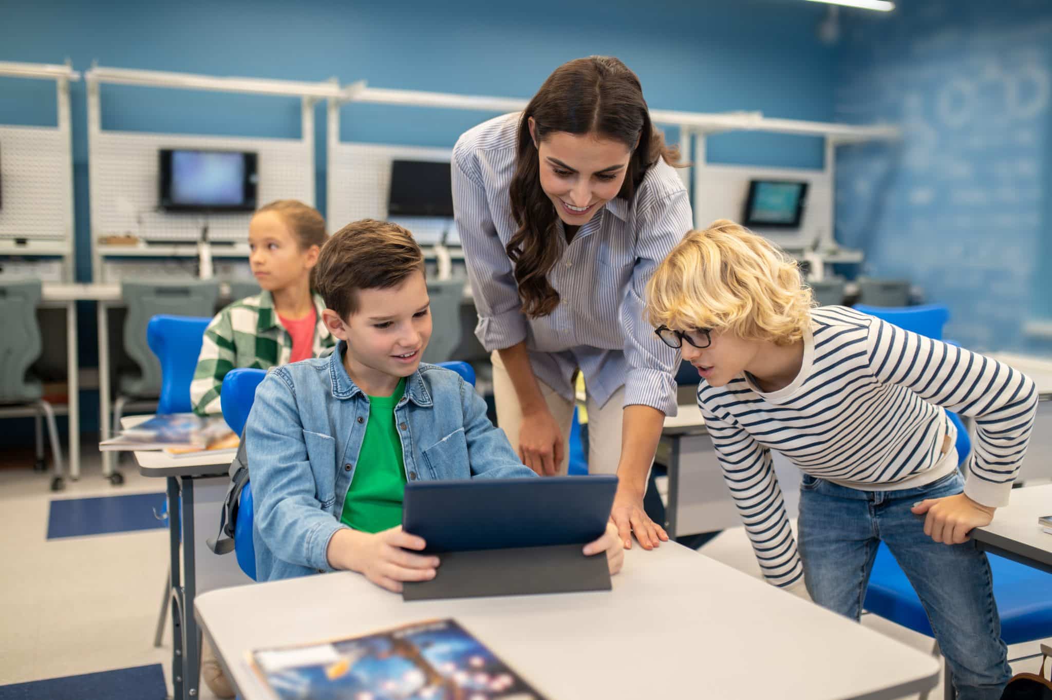 How School Software Is Helpful for Teachers?